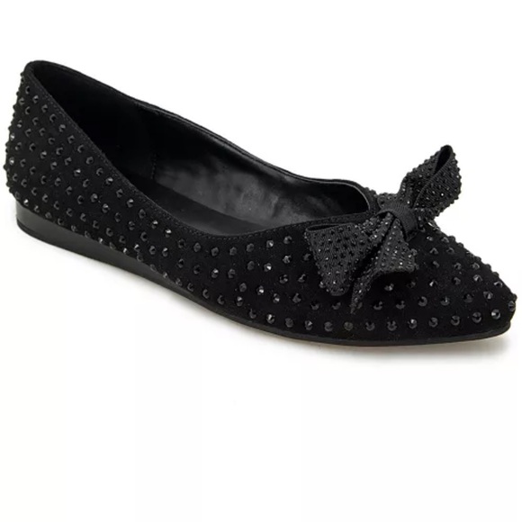 Kenneth Cole Reaction Shoes - Kenneth Cole Reaction black embellished flats, size 7.5